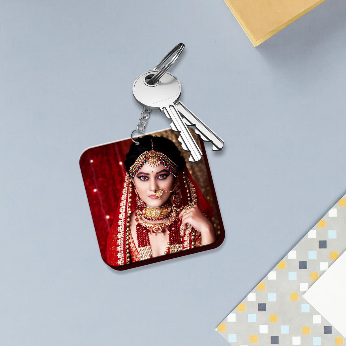 OMGs 2 Keychains Rounded 4 Photos front and back - Image 1
